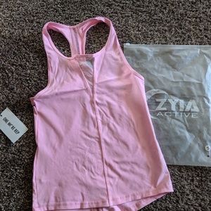 Xs zyia active workout tank.